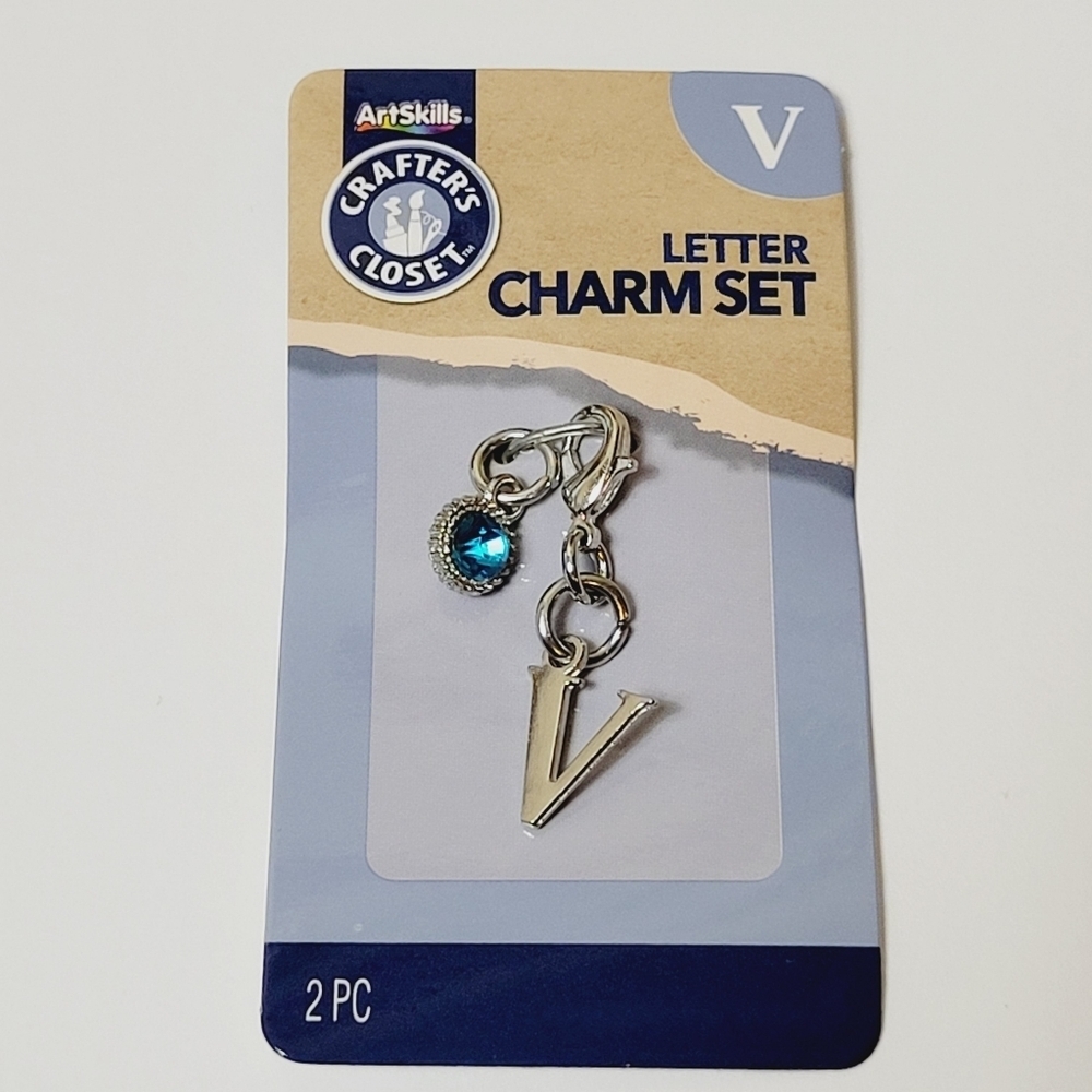 New Crafters Closet Charm Set Letter V with Blue Color Rhinestone